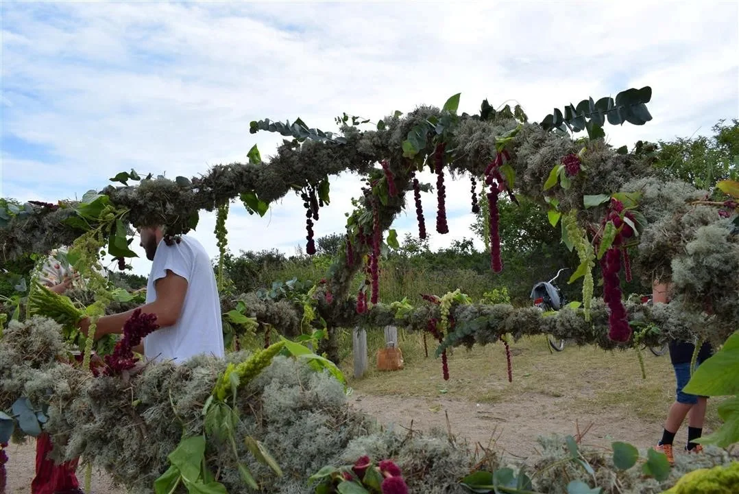 G22 den tilsandede kirke   the sand covered church skagen sat 22 jul (11)